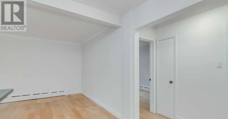 1-48 Indian Road Crescent, Toronto, ON, M6P 2G1 - 18
