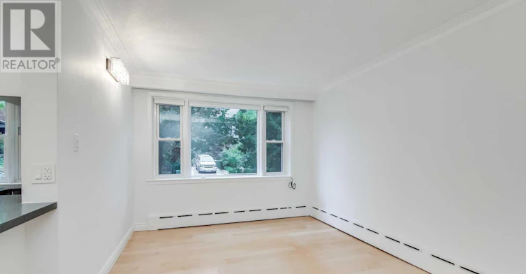 1-48 Indian Road Crescent, Toronto, ON, M6P 2G1 - 14