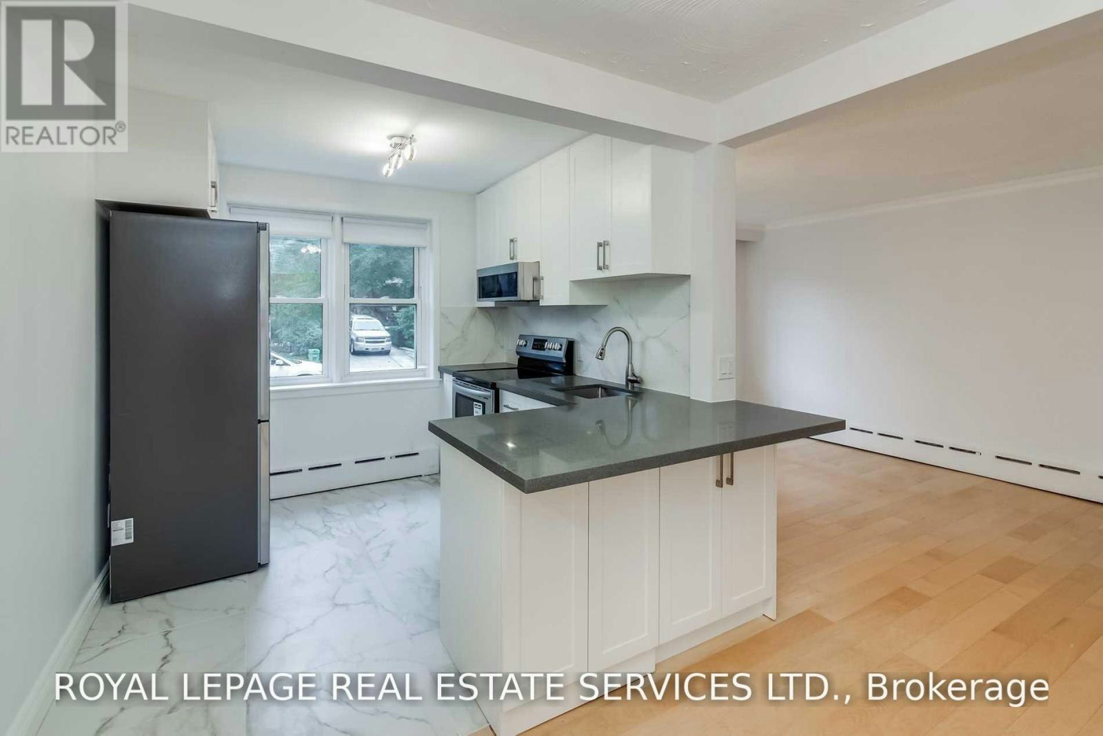 1-48 Indian Road Crescent, Toronto, ON, M6P 2G1 - 10