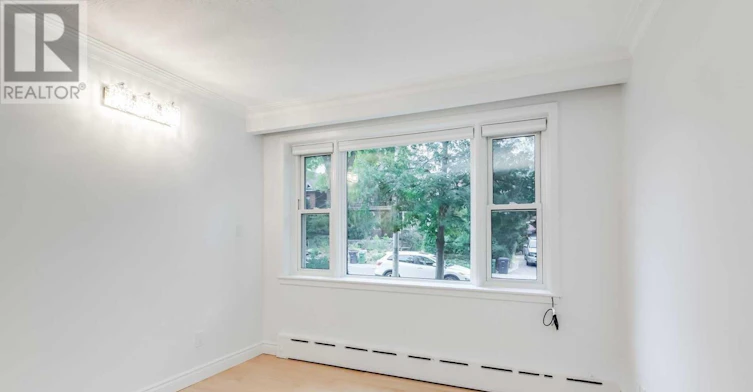1-48 Indian Road Crescent, Toronto, ON, M6P 2G1 - 13