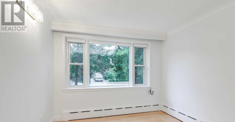 1-48 Indian Road Crescent, Toronto, ON, M6P 2G1 - 15