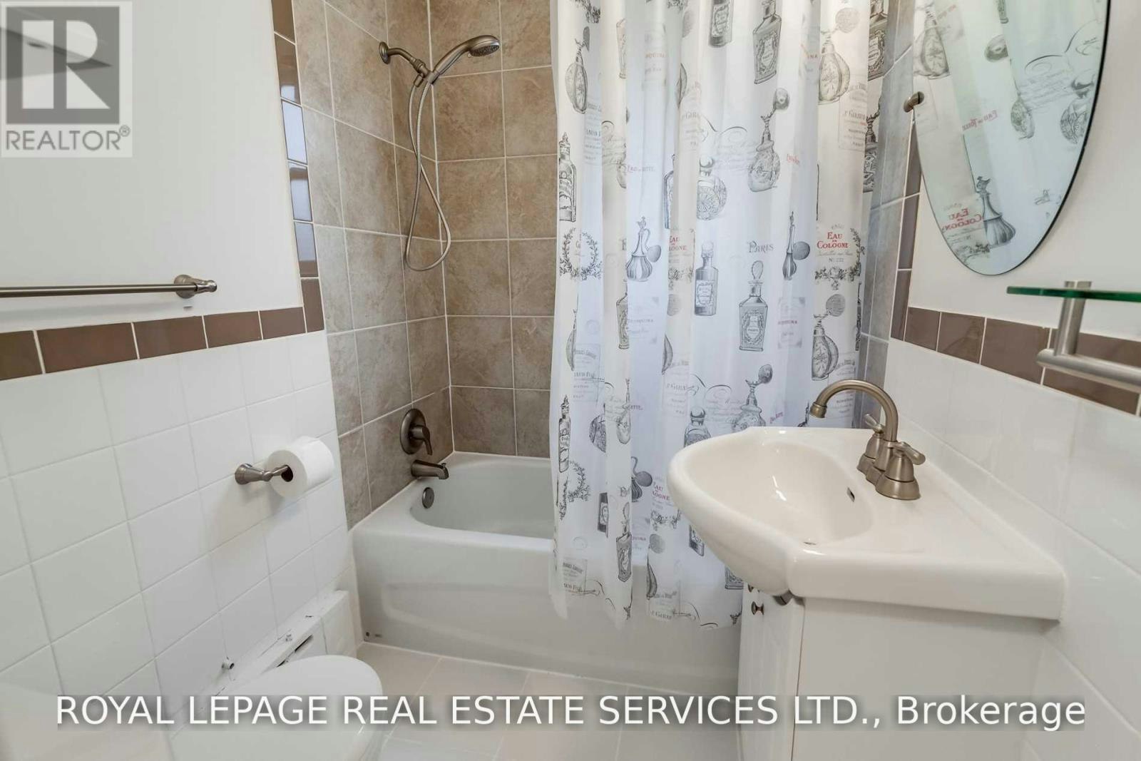 1-48 Indian Road Crescent, Toronto, ON, M6P 2G1 - 26