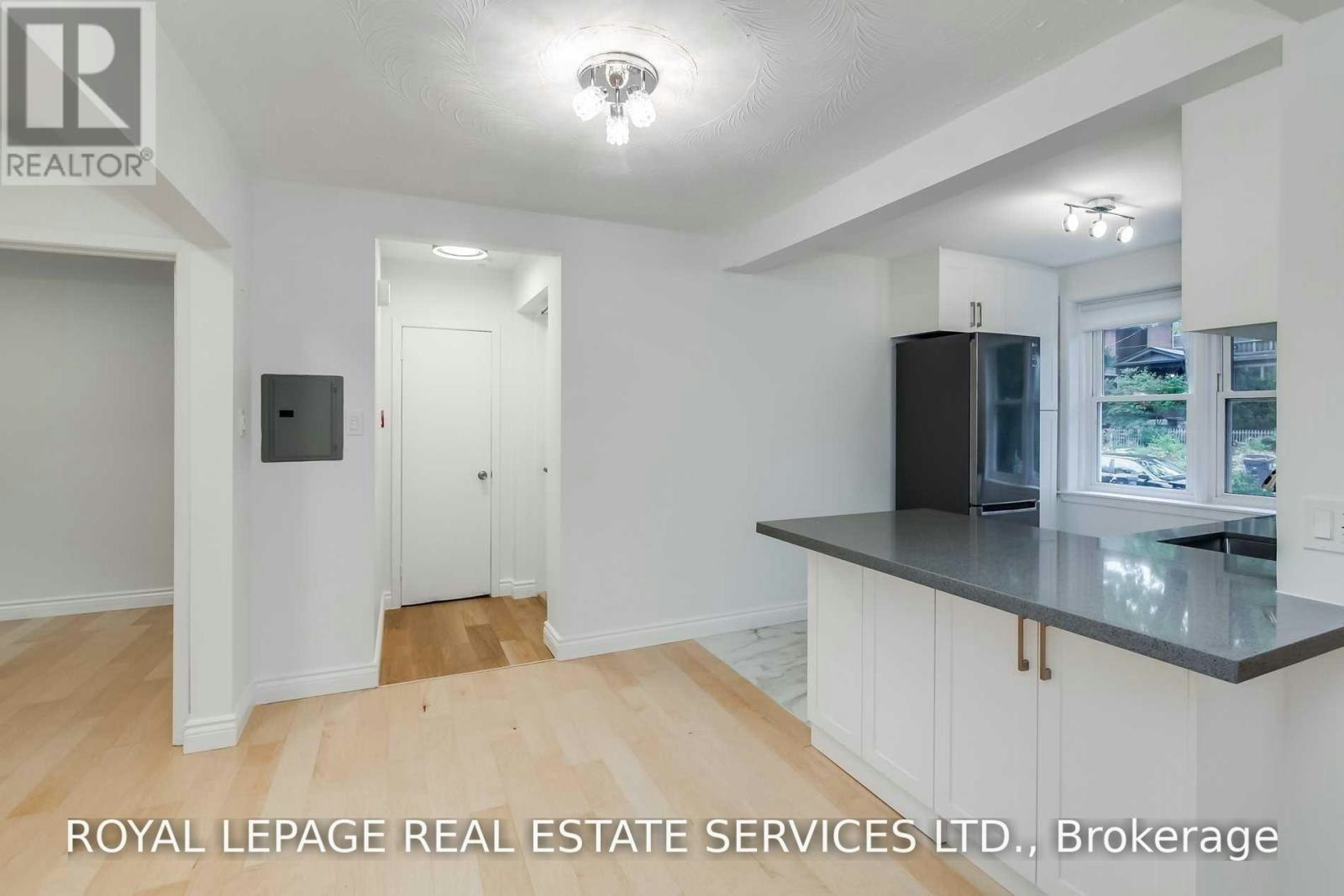 1-48 Indian Road Crescent, Toronto, ON, M6P 2G1 - 2