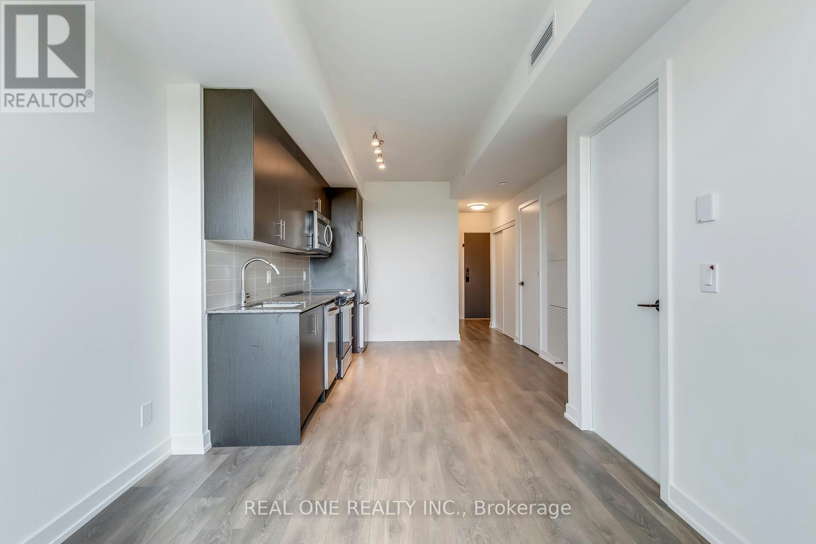 711-335 Wheat Boom Drive, Oakville, ON, L6H 7Y1 - 13