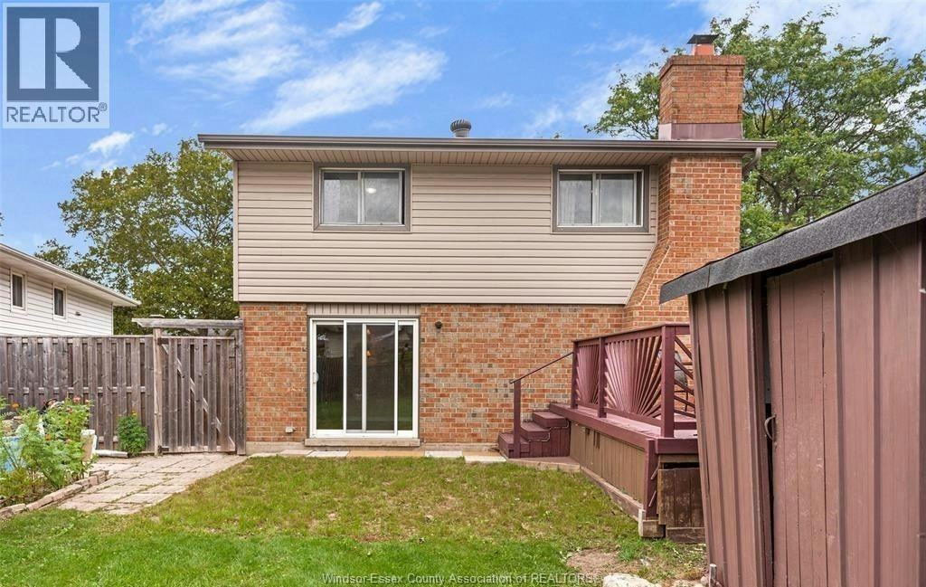 UPPER-9597 Avery Lane, Windsor, ON, N8R 2C1 - 18