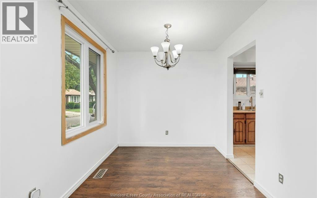 UPPER-9597 Avery Lane, Windsor, ON, N8R 2C1 - 10