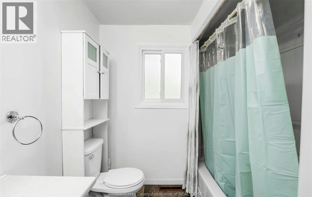 UPPER-9597 Avery Lane, Windsor, ON, N8R 2C1 - 15