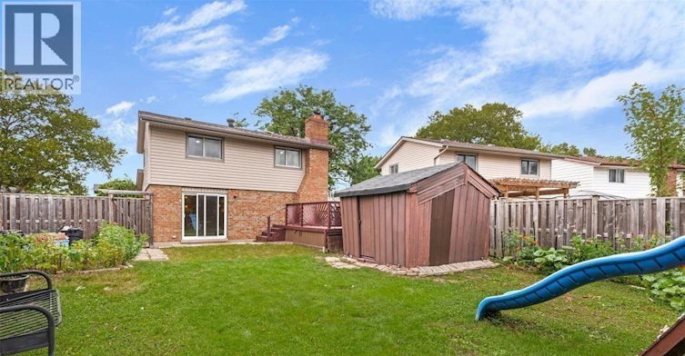 UPPER-9597 Avery Lane, Windsor, ON, N8R 2C1 - 17