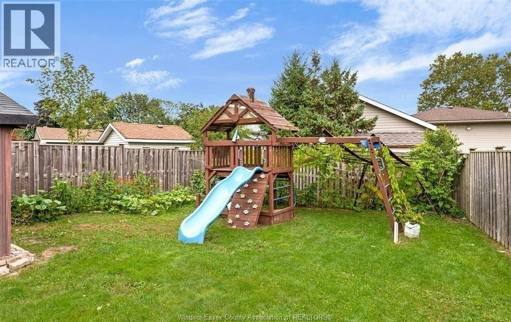 UPPER-9597 Avery Lane, Windsor, ON, N8R 2C1 - 19