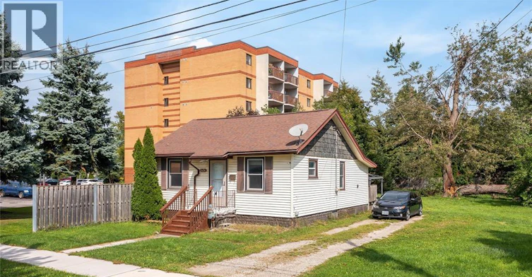 2454 Jos St. Louis Avenue, Windsor, ON, N8T 2M5 - 2