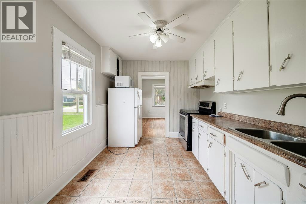 2454 Jos St. Louis Avenue, Windsor, ON, N8T 2M5 - 12