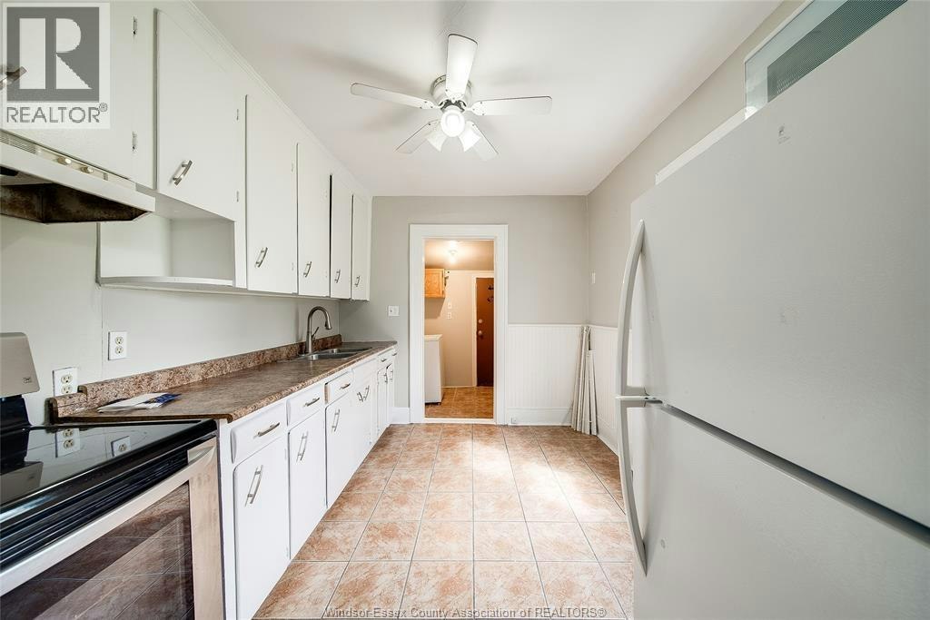2454 Jos St. Louis Avenue, Windsor, ON, N8T 2M5 - 9