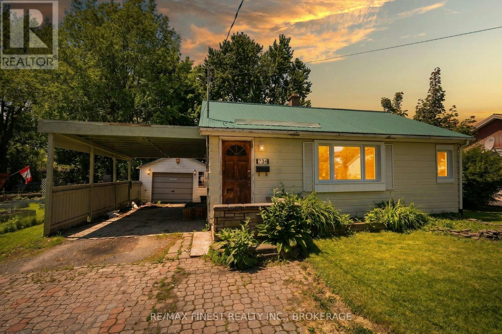 734 Portsmouth Avenue, Kingston, ON, K7M 1W5