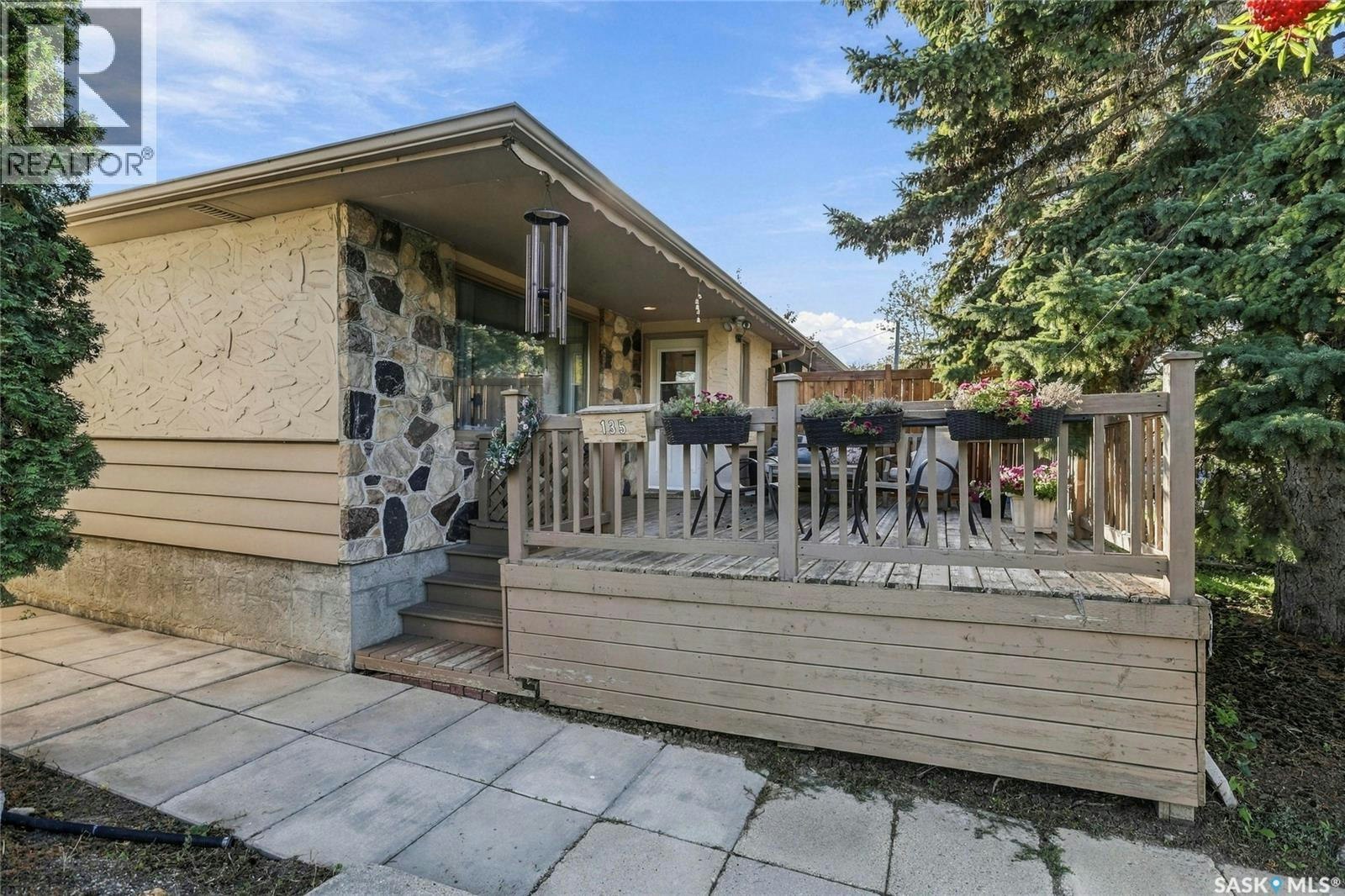 135 Broadway Avenue, Regina, SK, S4N 1B2