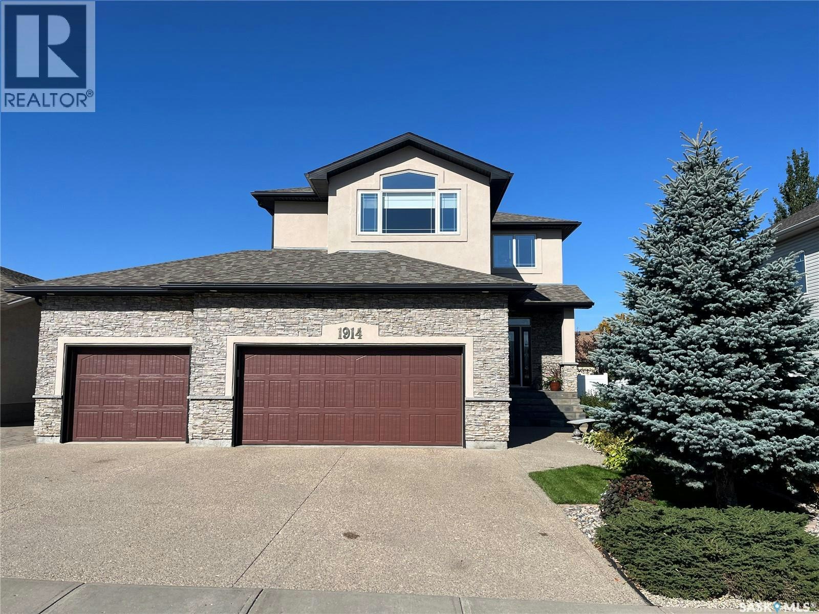 1914 Laurier Crescent E, Regina, SK, S4V 0N8