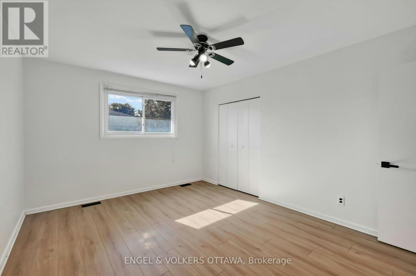 B-1132 Clyde Avenue, Ottawa, ON, K2C 1Y2 - 11