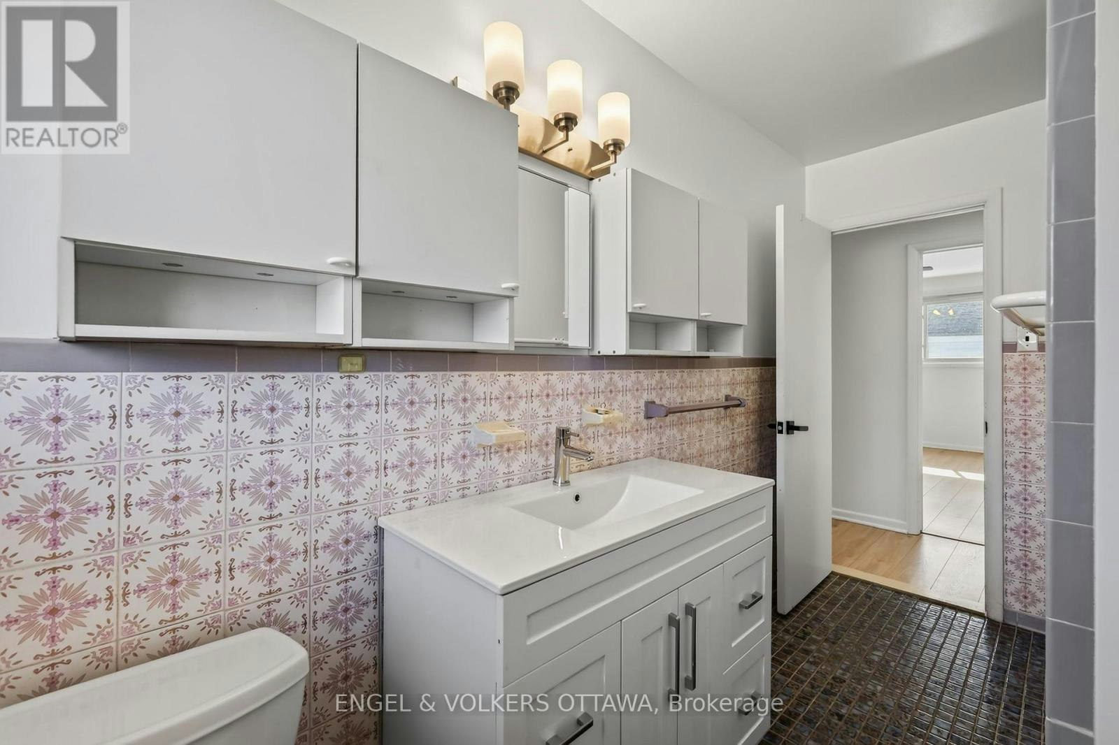 B-1132 Clyde Avenue, Ottawa, ON, K2C 1Y2 - 14