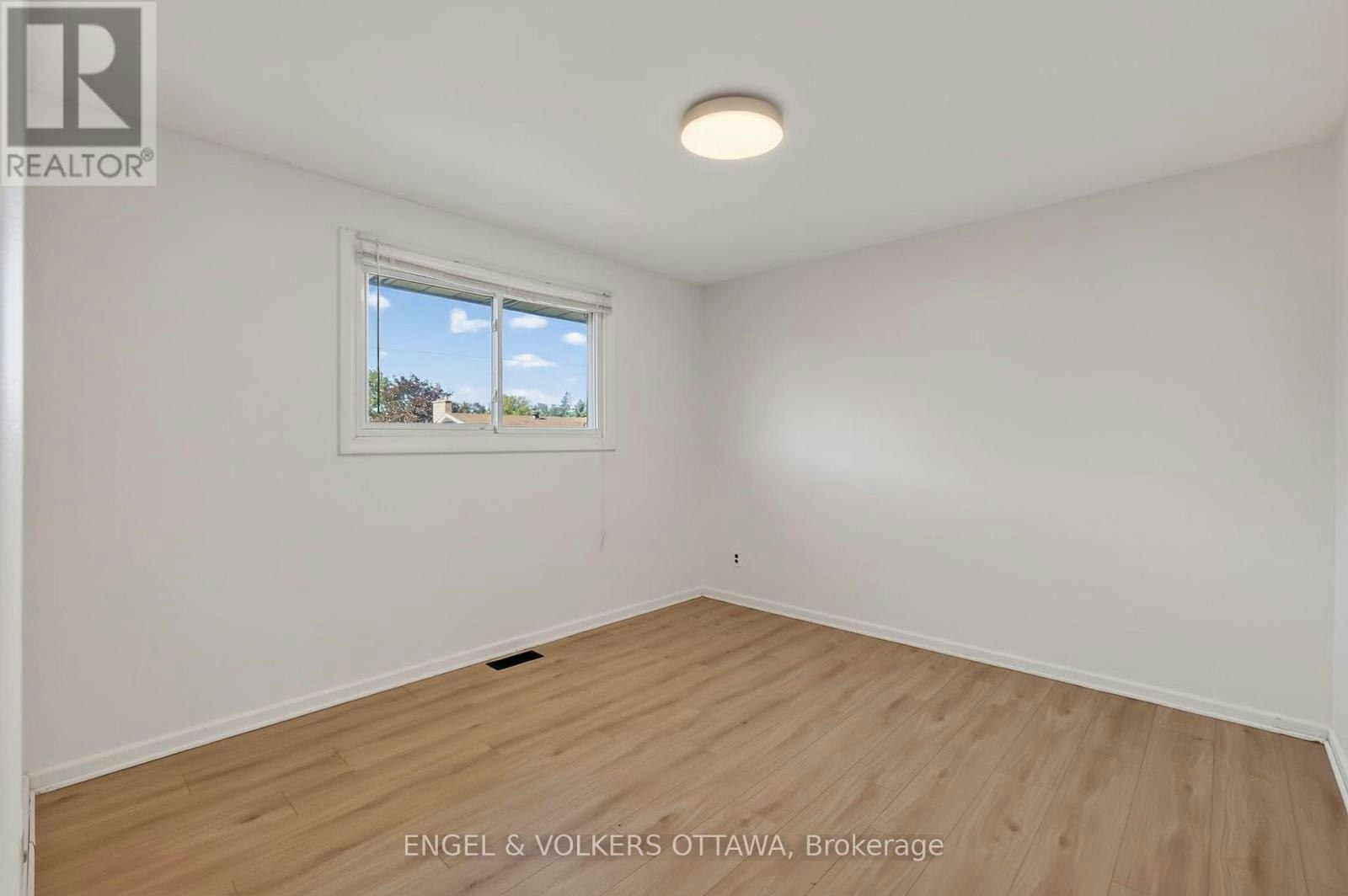B-1132 Clyde Avenue, Ottawa, ON, K2C 1Y2 - 17