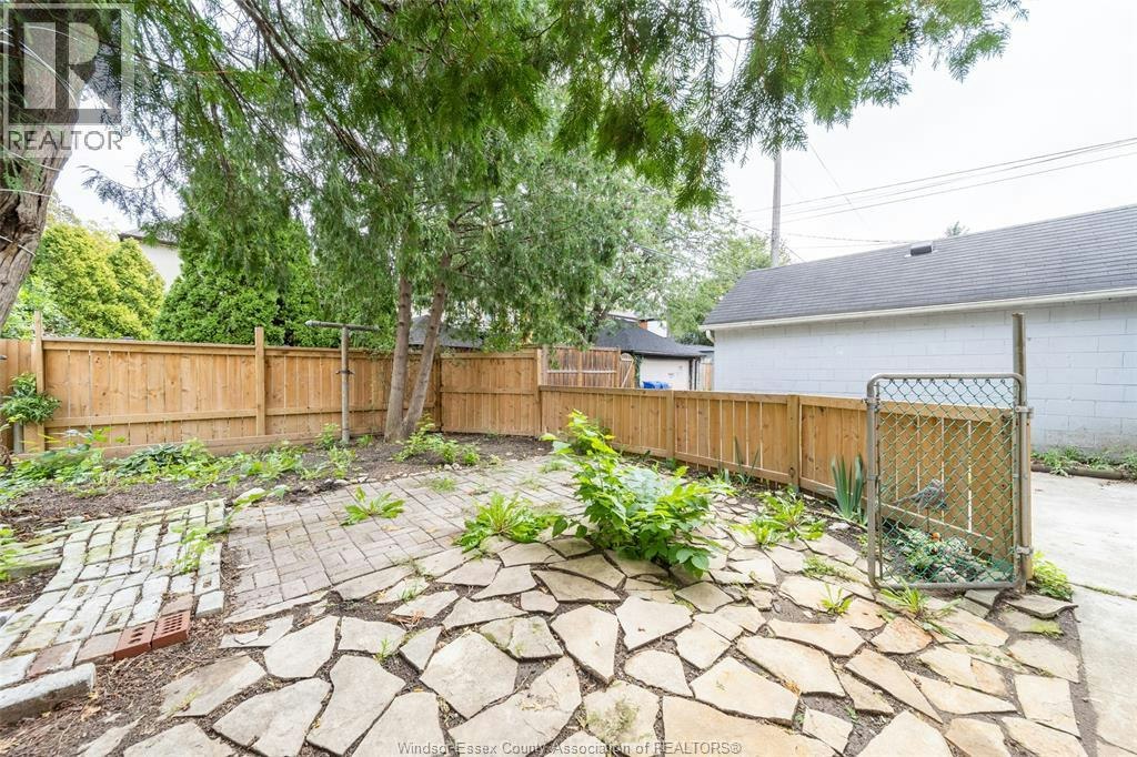 986 Windermere, Windsor, ON, N8Y 3E4 - 8