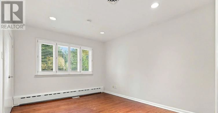 20 Oxbow Road, Toronto, ON, M3B 2A2 - 17