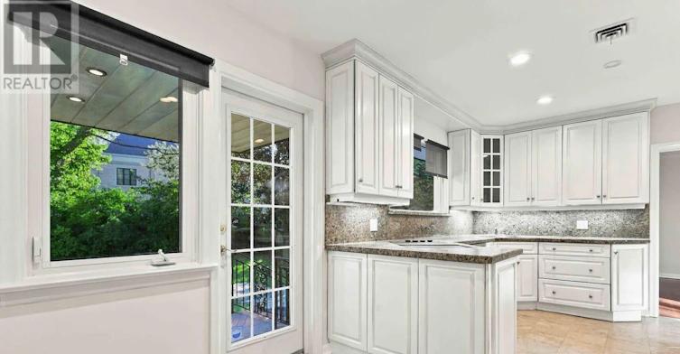 20 Oxbow Road, Toronto, ON, M3B 2A2 - 14