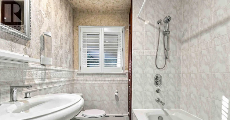 20 Oxbow Road, Toronto, ON, M3B 2A2 - 19