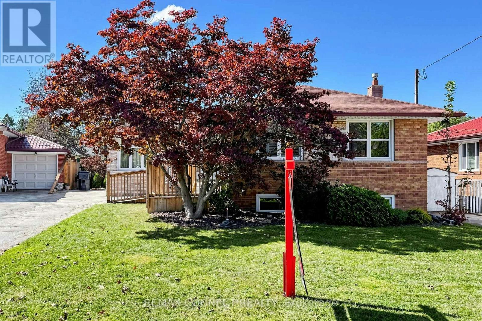 15 Grassington Crescent, Toronto, ON, M1G 1X4