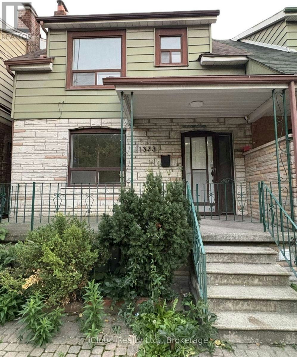 MAIN FLOOR-1373 Davenport Road, Toronto, ON, M6H 2H5