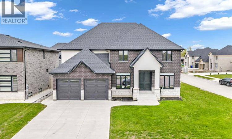 569 Holburn