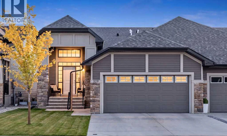 529 Montana Bay SE