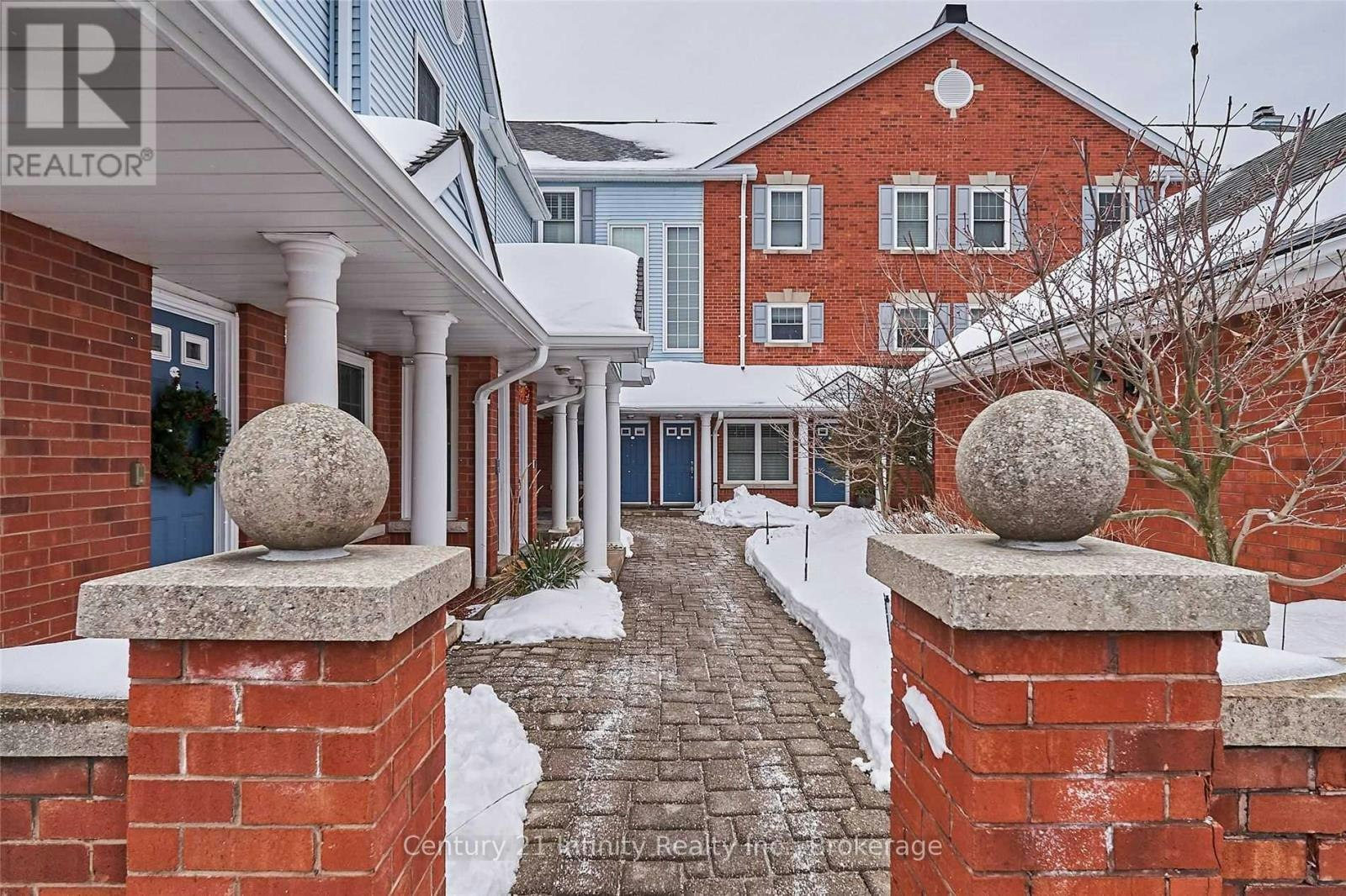 H2-1661 Nash Road, Clarington, ON, L1E 1S8