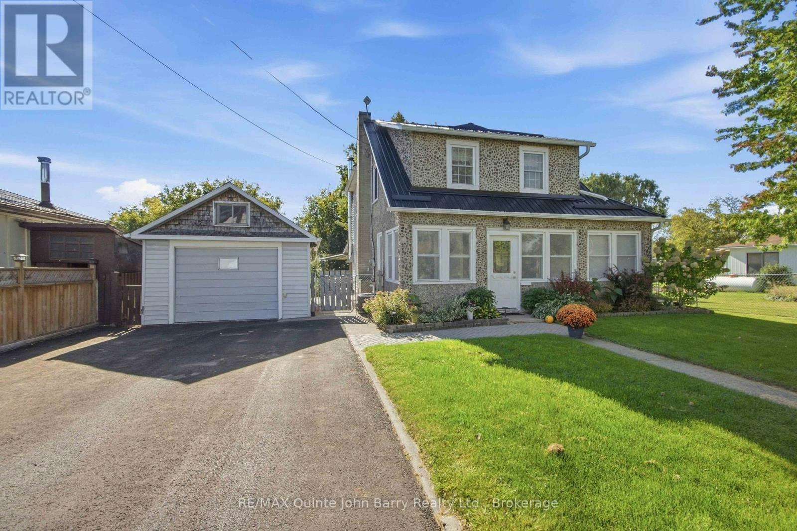35 Queen Street, Tyendinaga, ON, K0K 3A0