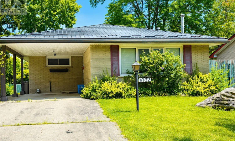 1062 Apache Road