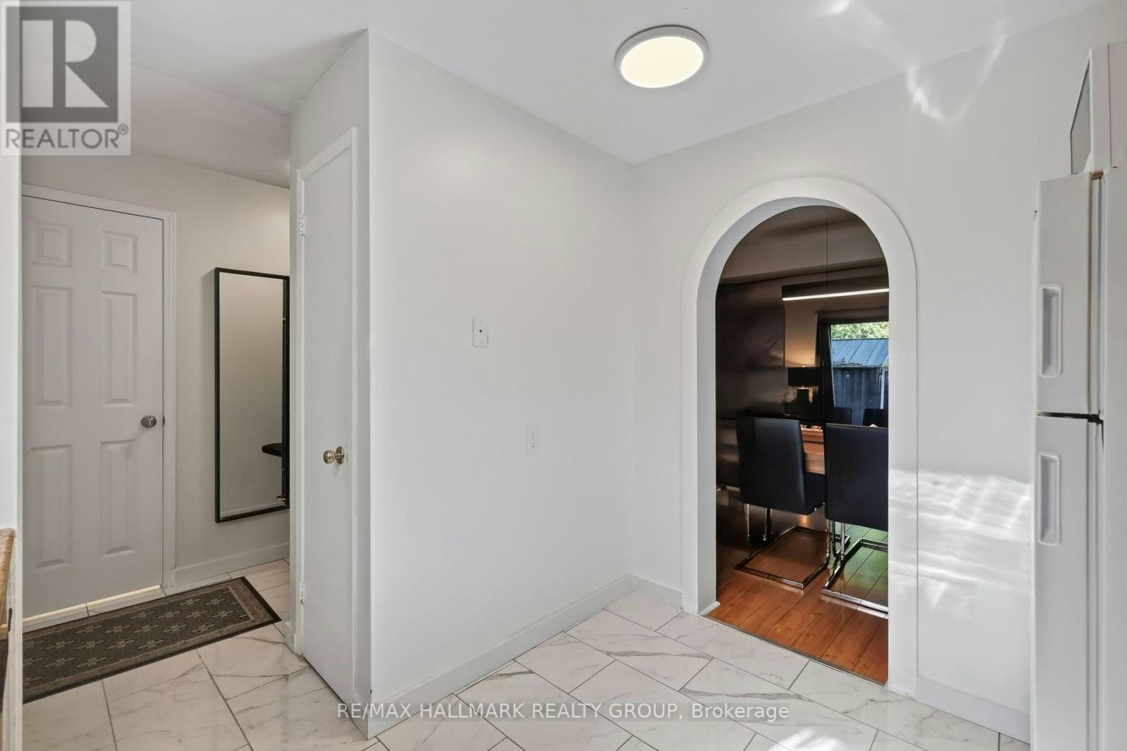 6156 Brookside Lane, Ottawa, ON, K1C 2K7 - 7