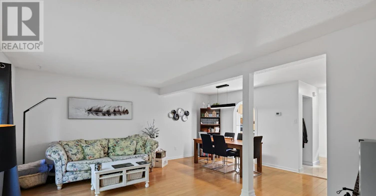6156 Brookside Lane, Ottawa, ON, K1C 2K7 - 17