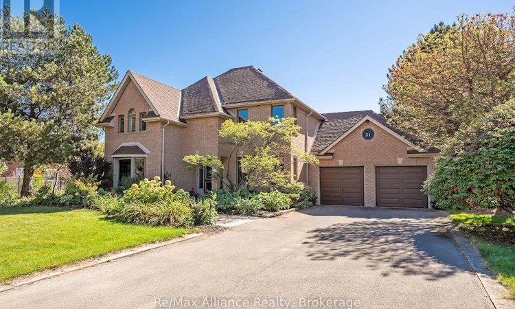 31 Meander Close