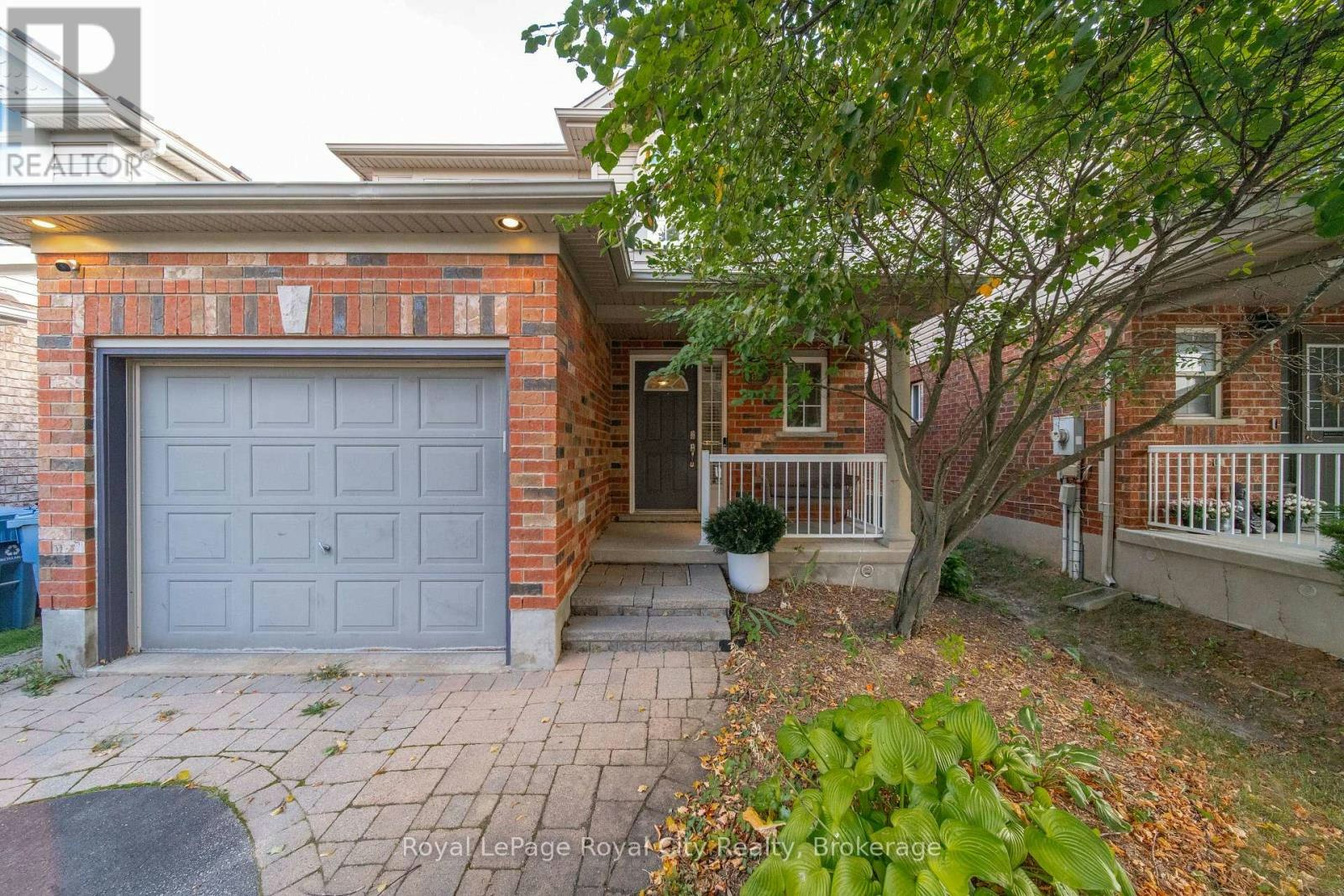 82 Lynch Circle, Guelph, ON, N1L 1S1