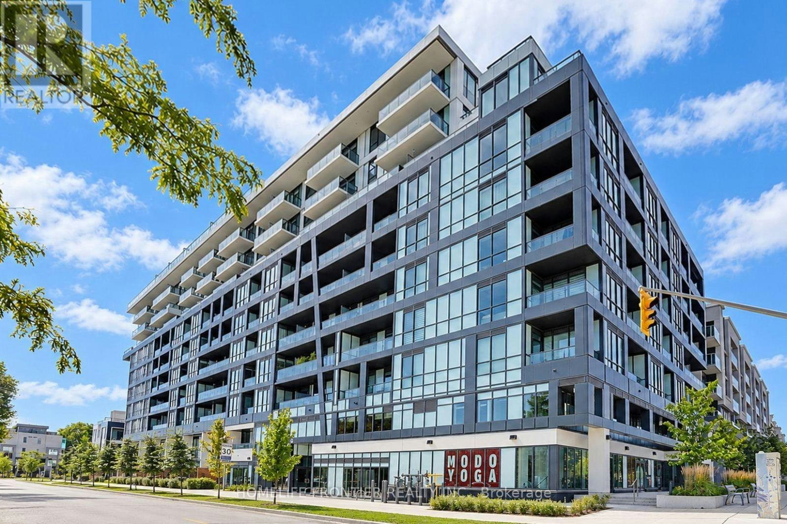 808-6 Greenbriar Road E, Toronto, ON, M2K 1B5