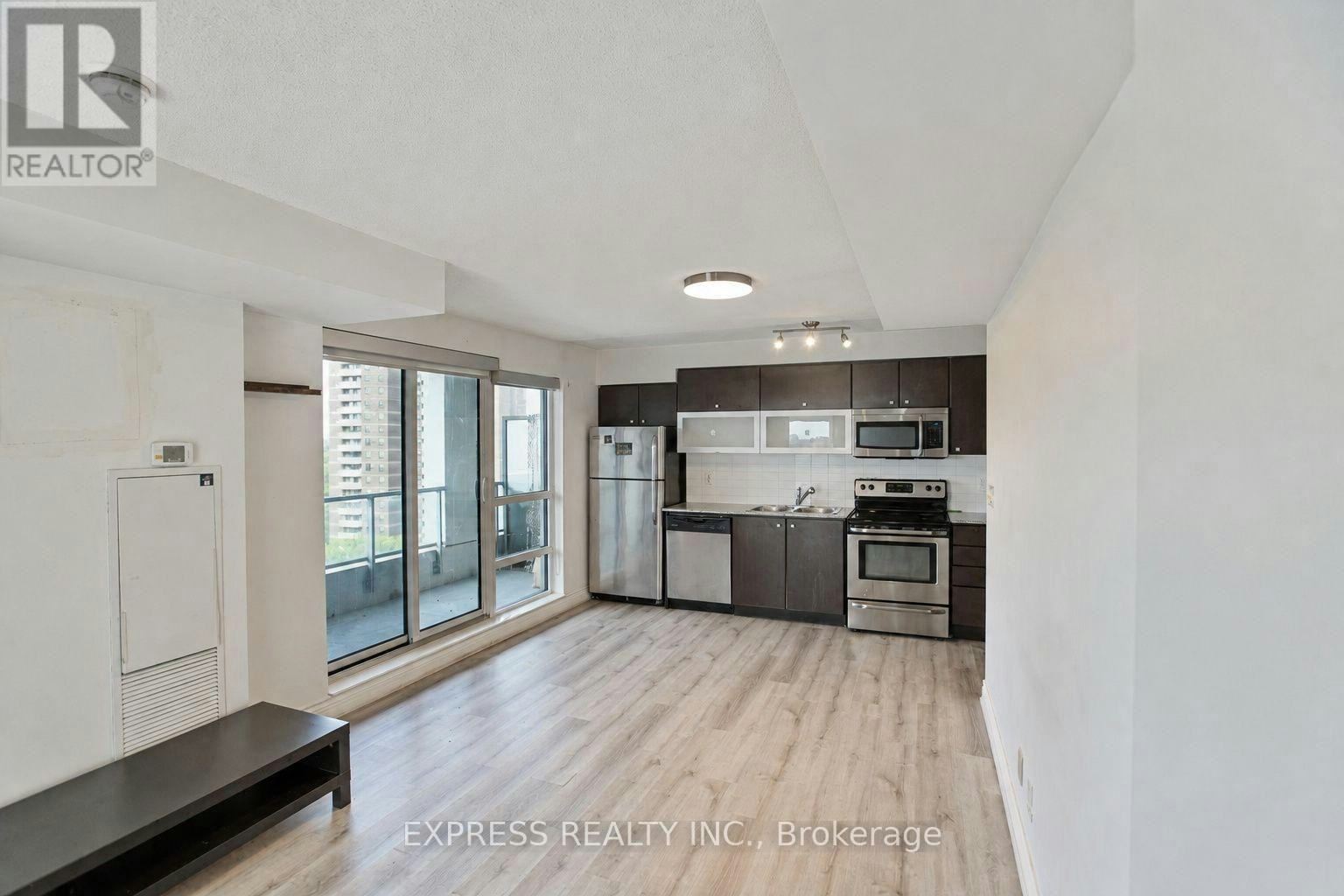 1105-2015 Sheppard Avenue E, Toronto, ON, M2J 0B3 - 6