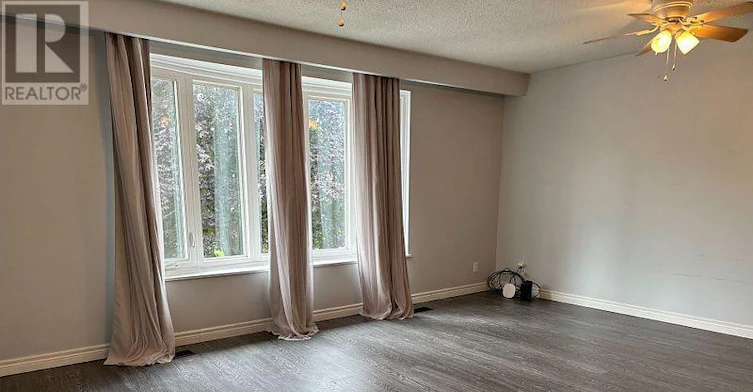 UPPER-511 Harris Court, Whitby, ON, L1N 3C6 - 9