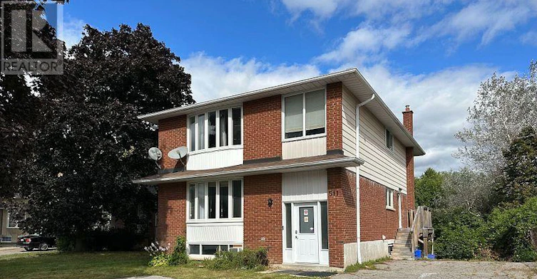 UPPER-511 Harris Court, Whitby, ON, L1N 3C6