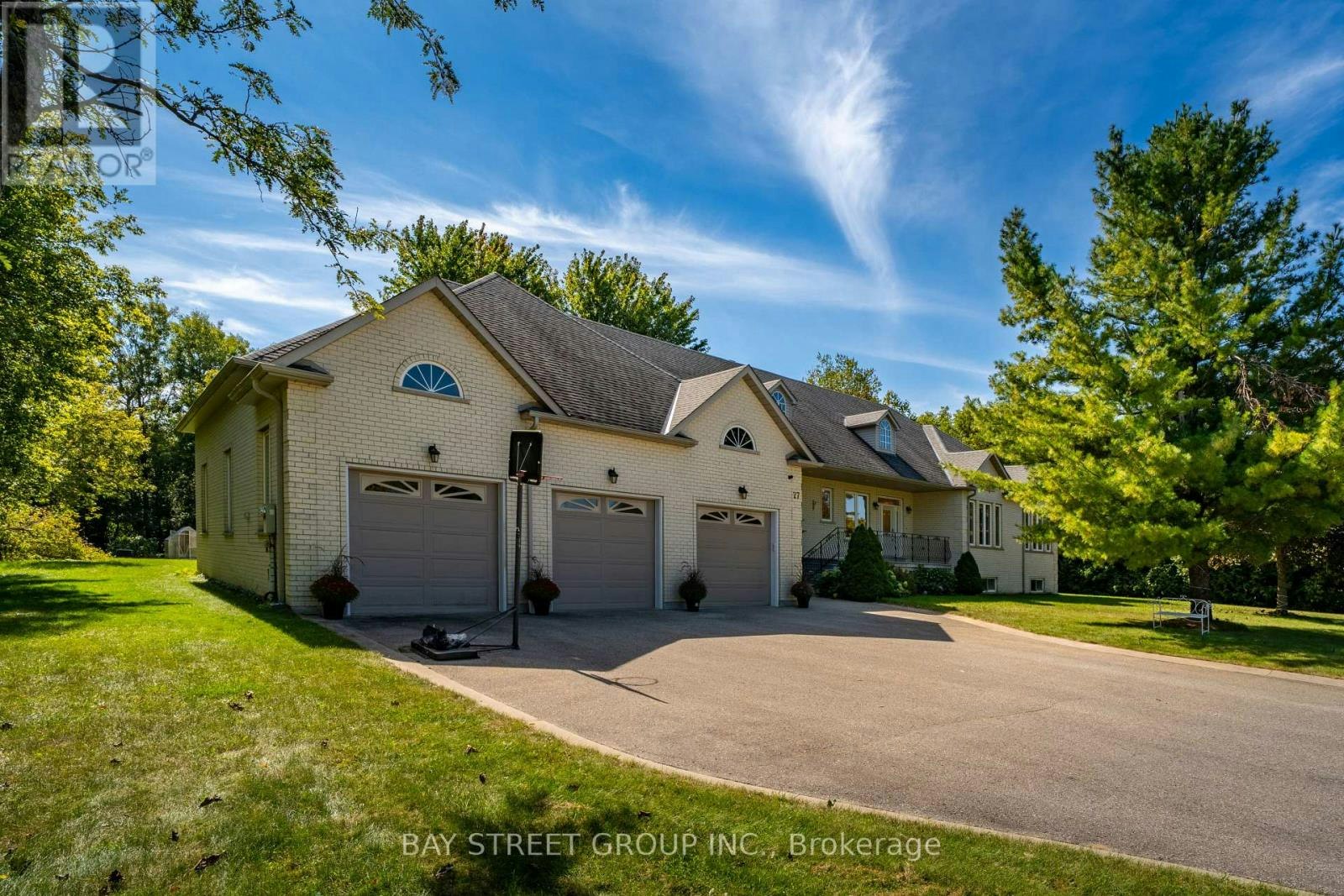27 George Pipher Lane, Whitchurch-Stouffville, ON, L4A 1M4