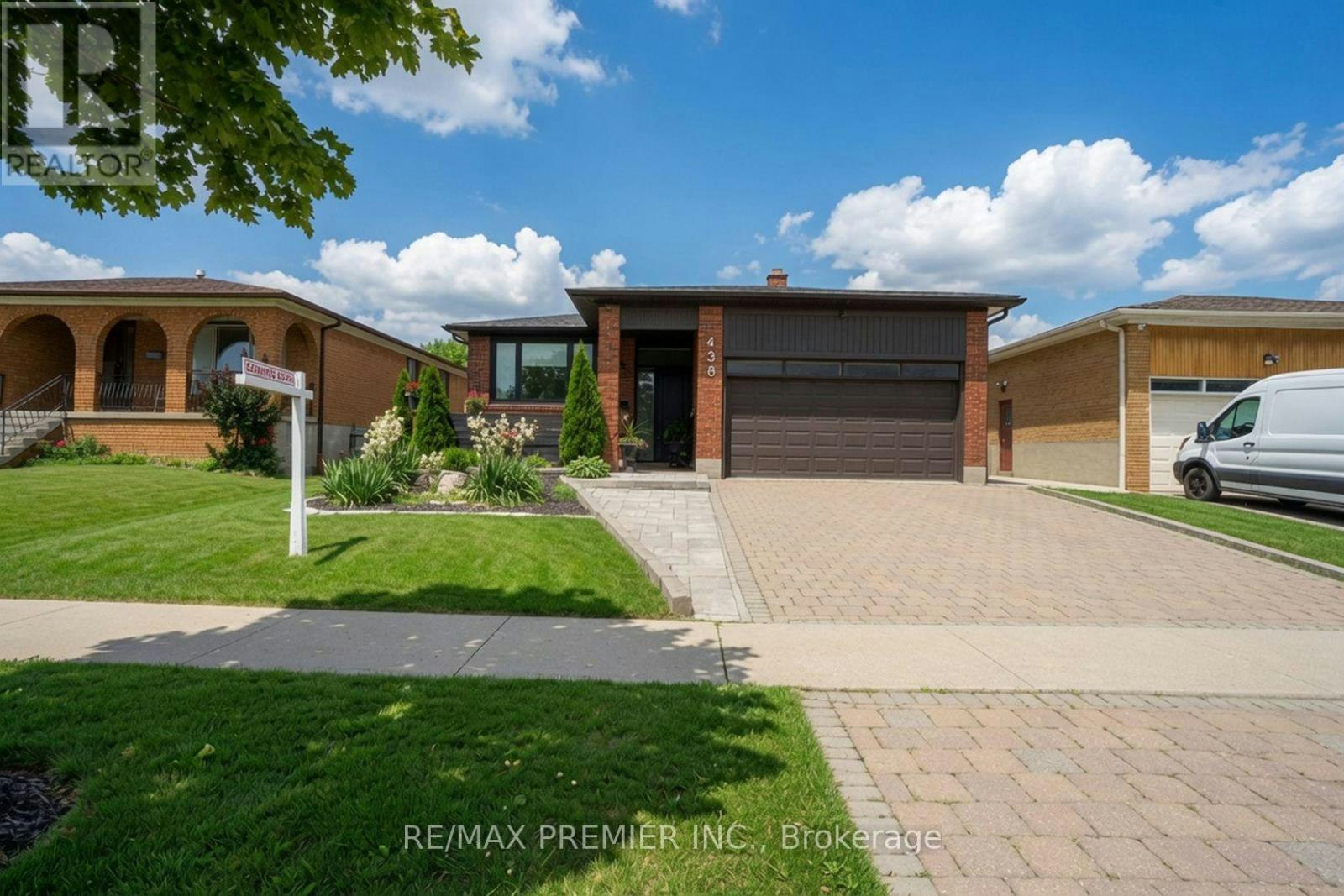 438 Woodbridge Avenue, Vaughan, ON, L4L 2T4