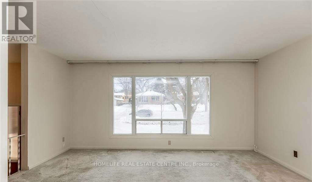UPSTAIRS-28 Pratt Road, Barrie, ON, L4M 2L1 - 11