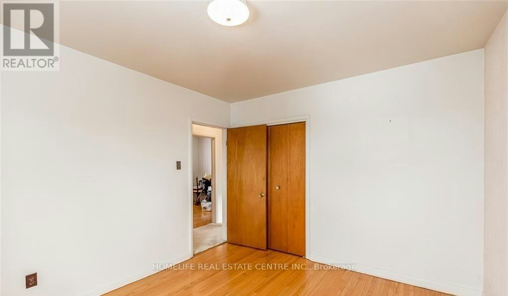 UPSTAIRS-28 Pratt Road, Barrie, ON, L4M 2L1 - 20