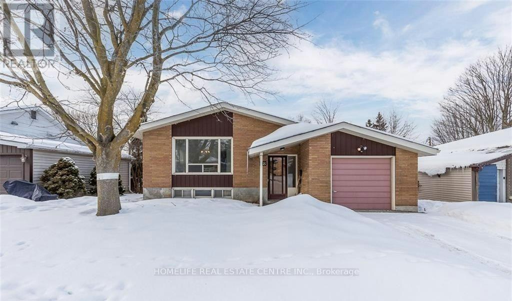 UPSTAIRS-28 Pratt Road, Barrie, ON, L4M 2L1