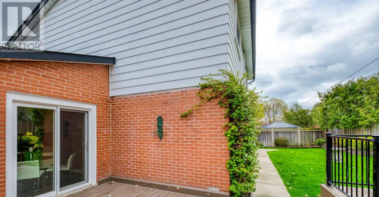 1246 Landfair Crescent, Oakville, ON, L6H 2N3 - 45