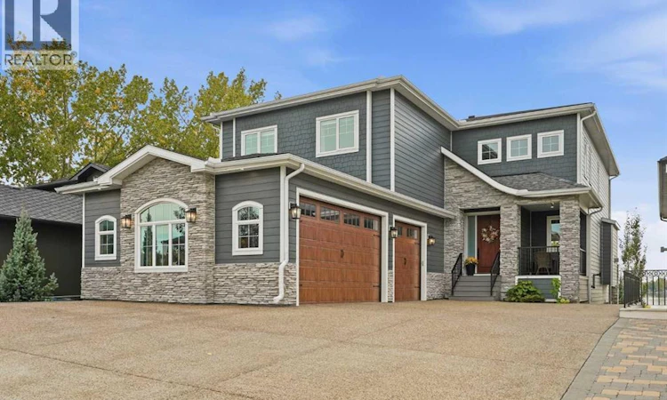435 Chestermere Drive East
