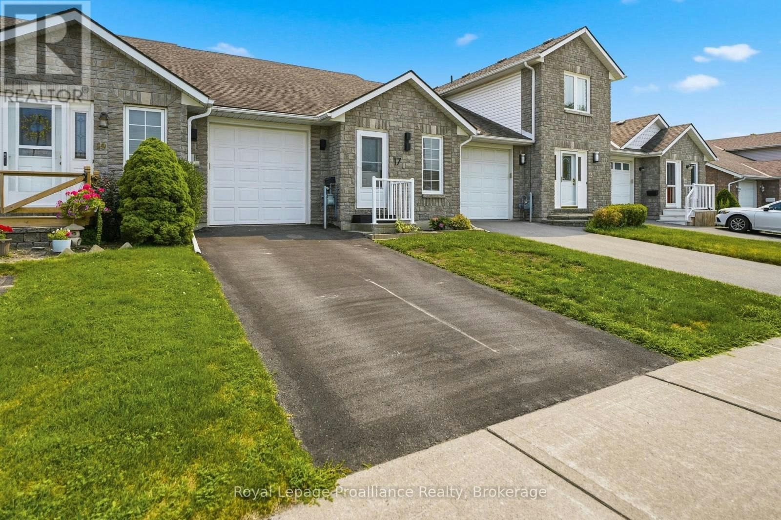 17 Alder Court, Belleville, ON, K8P 5L5