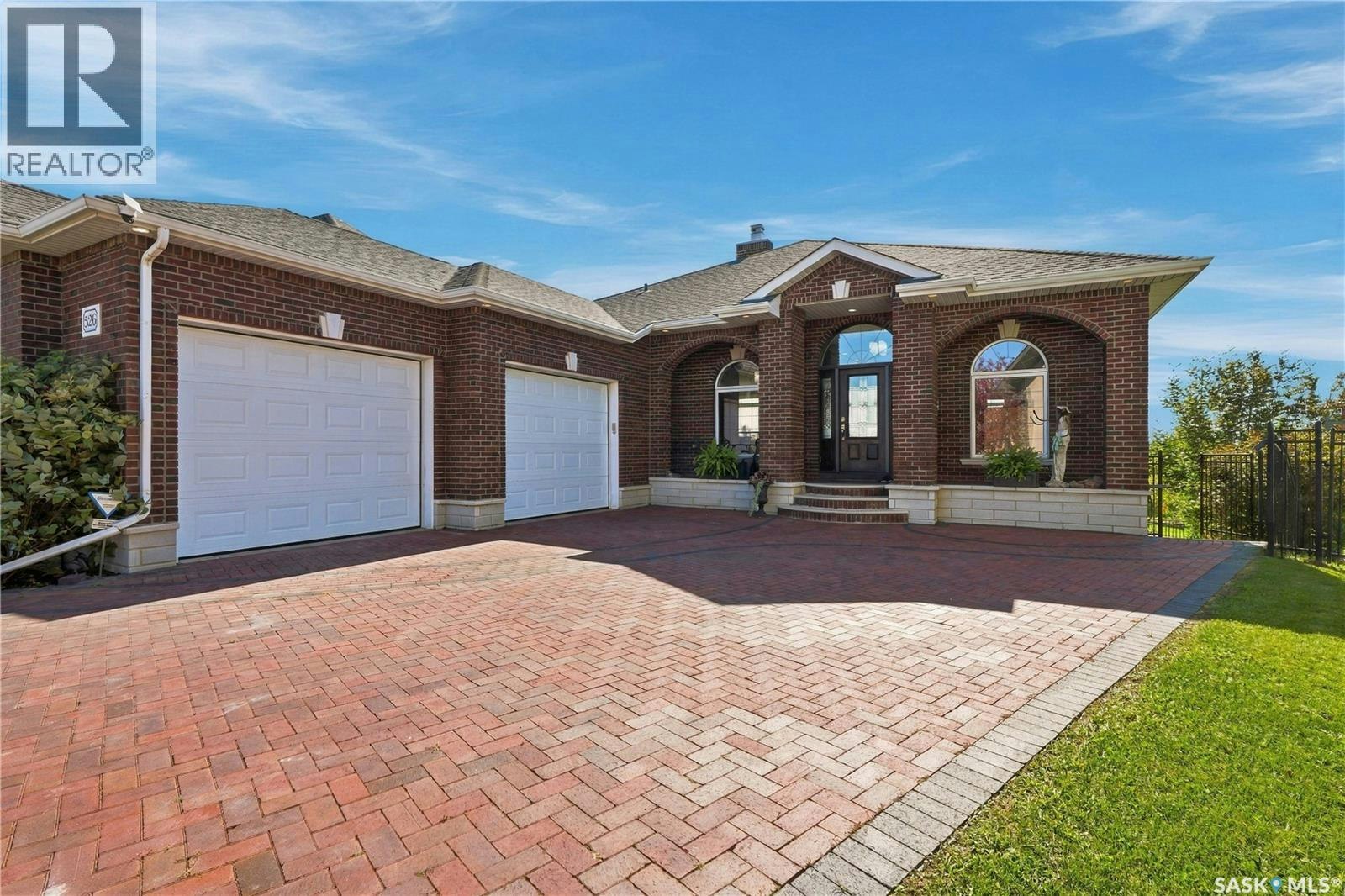 526 Hartley Terrace, Saskatoon, SK, S7T 0E6